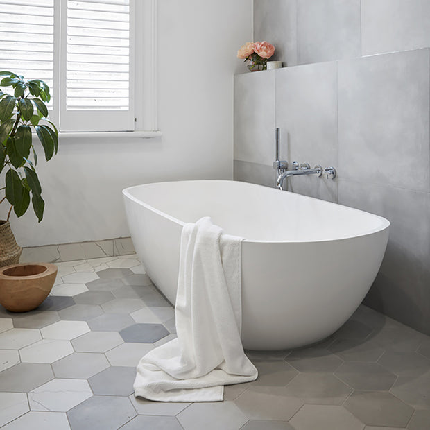 SUBLIME FREESTANDING BATH 1700X850X480MM