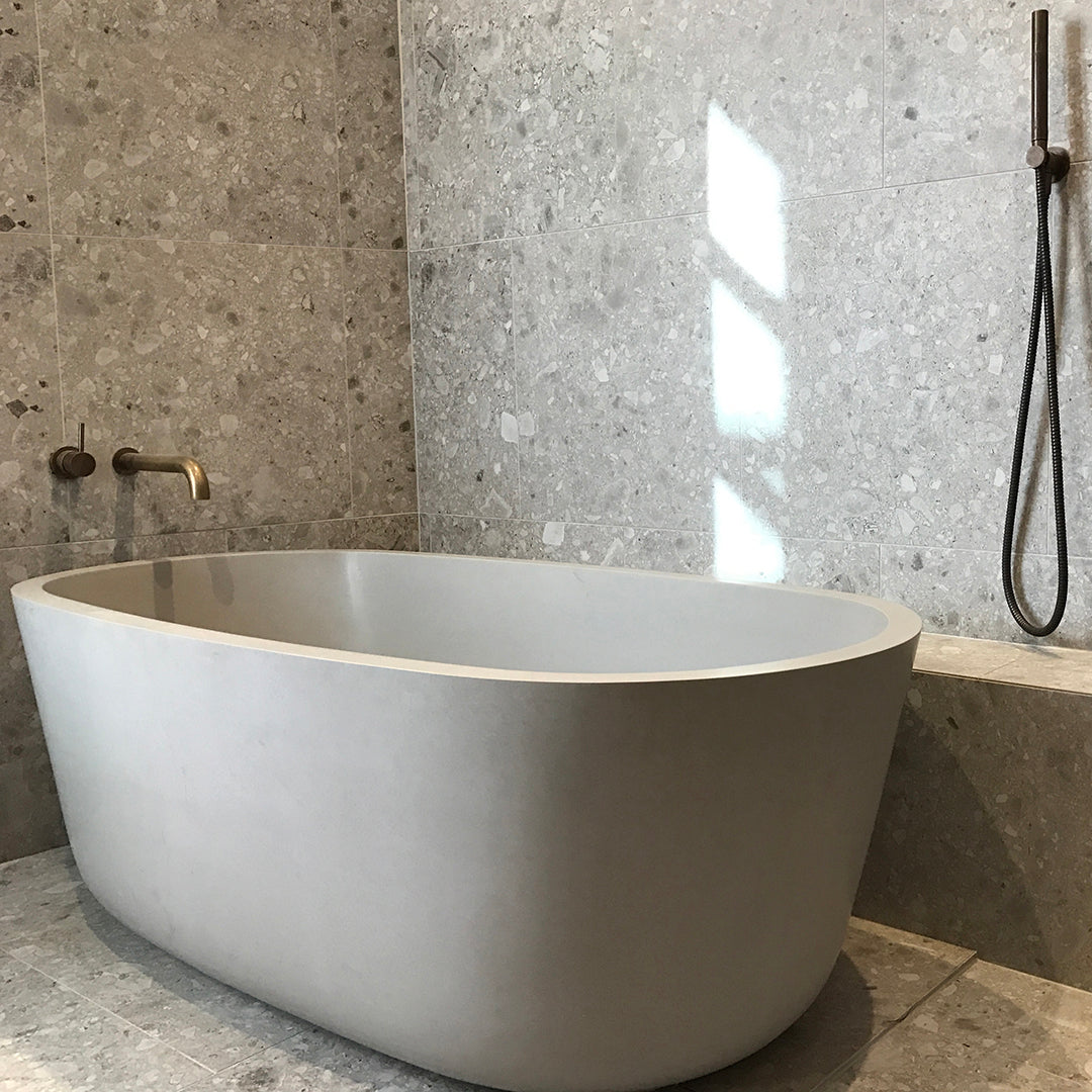 CHI FREESTANDING BATH 1700X800X520MM
