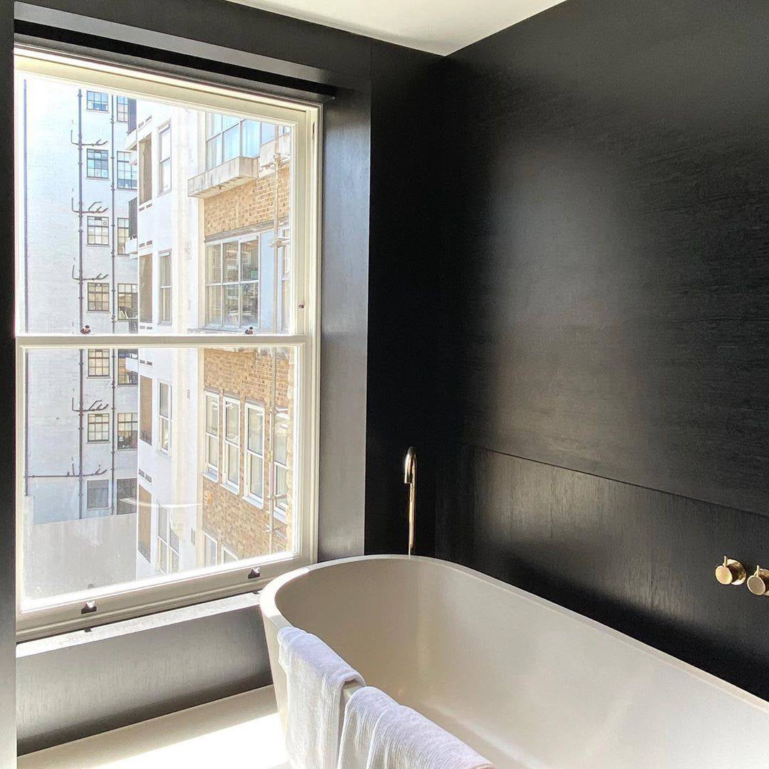 SAPPHIRE FREESTANDING BATH 1800X900X570MM