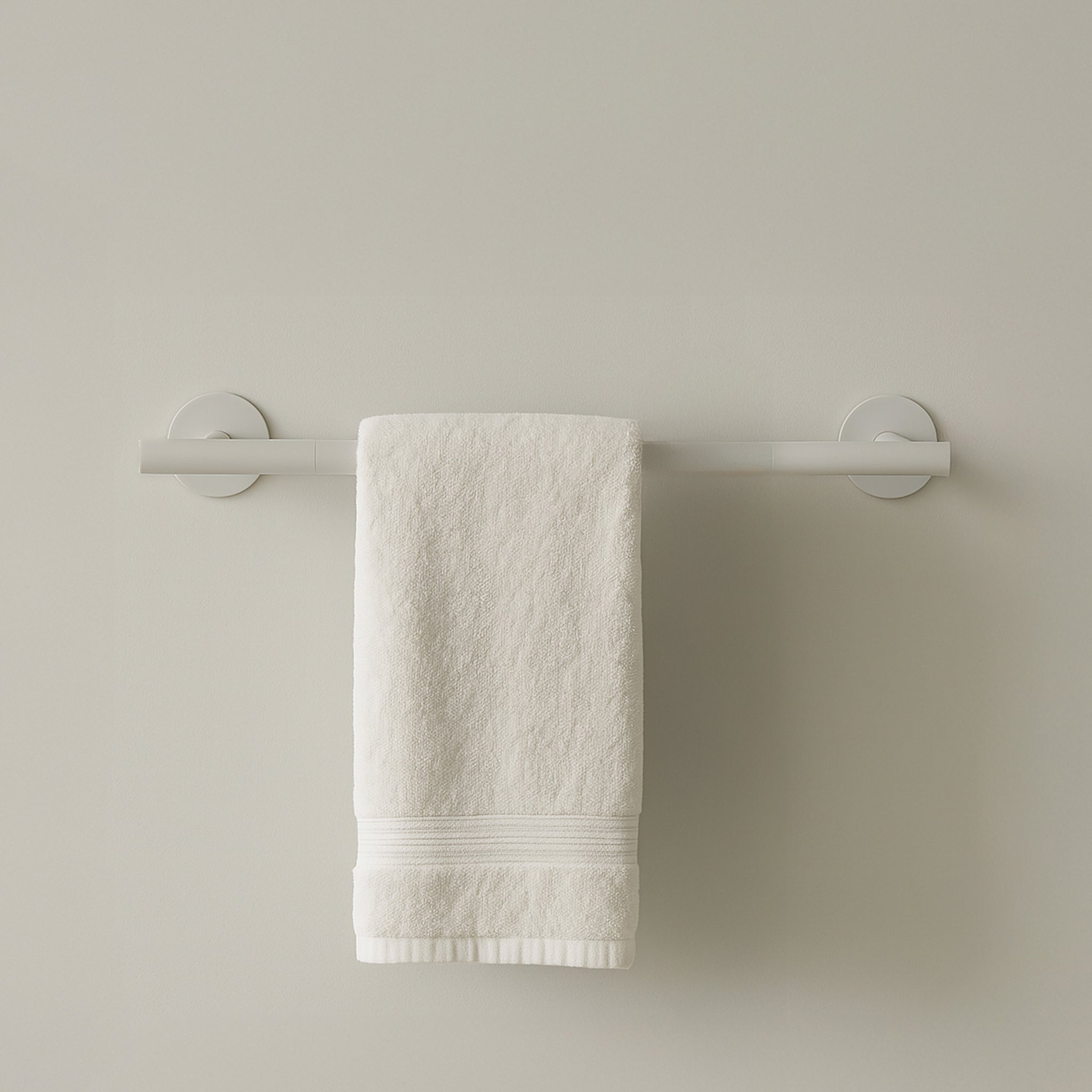 PAN S TOWEL RAIL 450MM