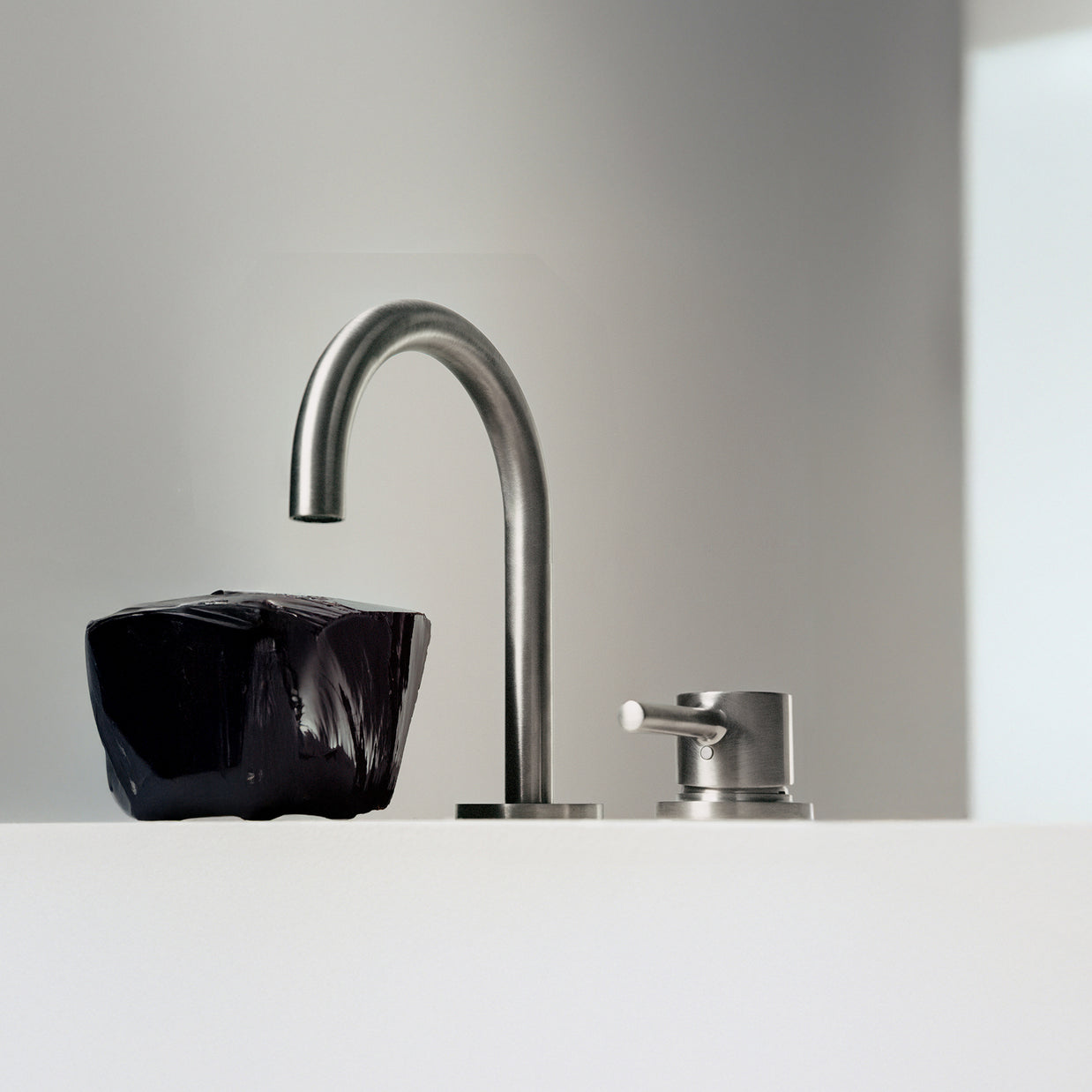 PAN S 2TH GOOSE NECK BASIN MIXER