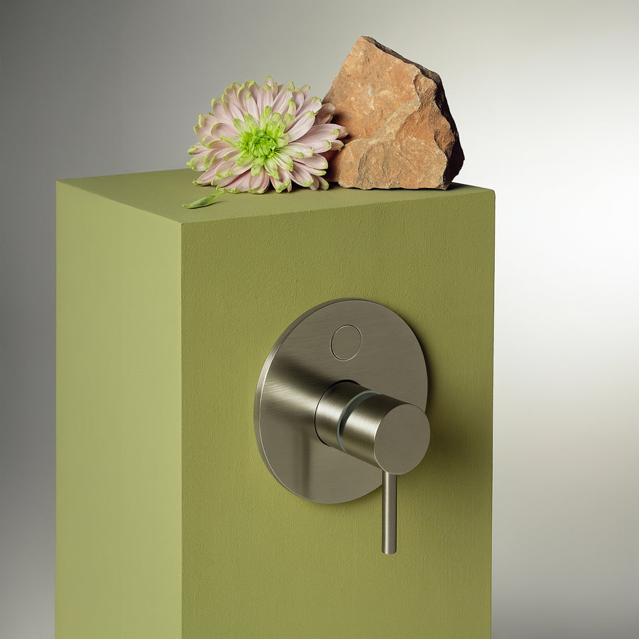 PAN S PUSH BUTTON DIVERTER MIXER